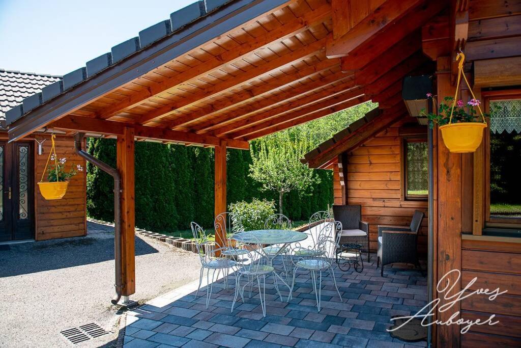 Chalet La Calougeotte, Jardin, Spa Et Sauna Prives Le Ménil Kültér fotó