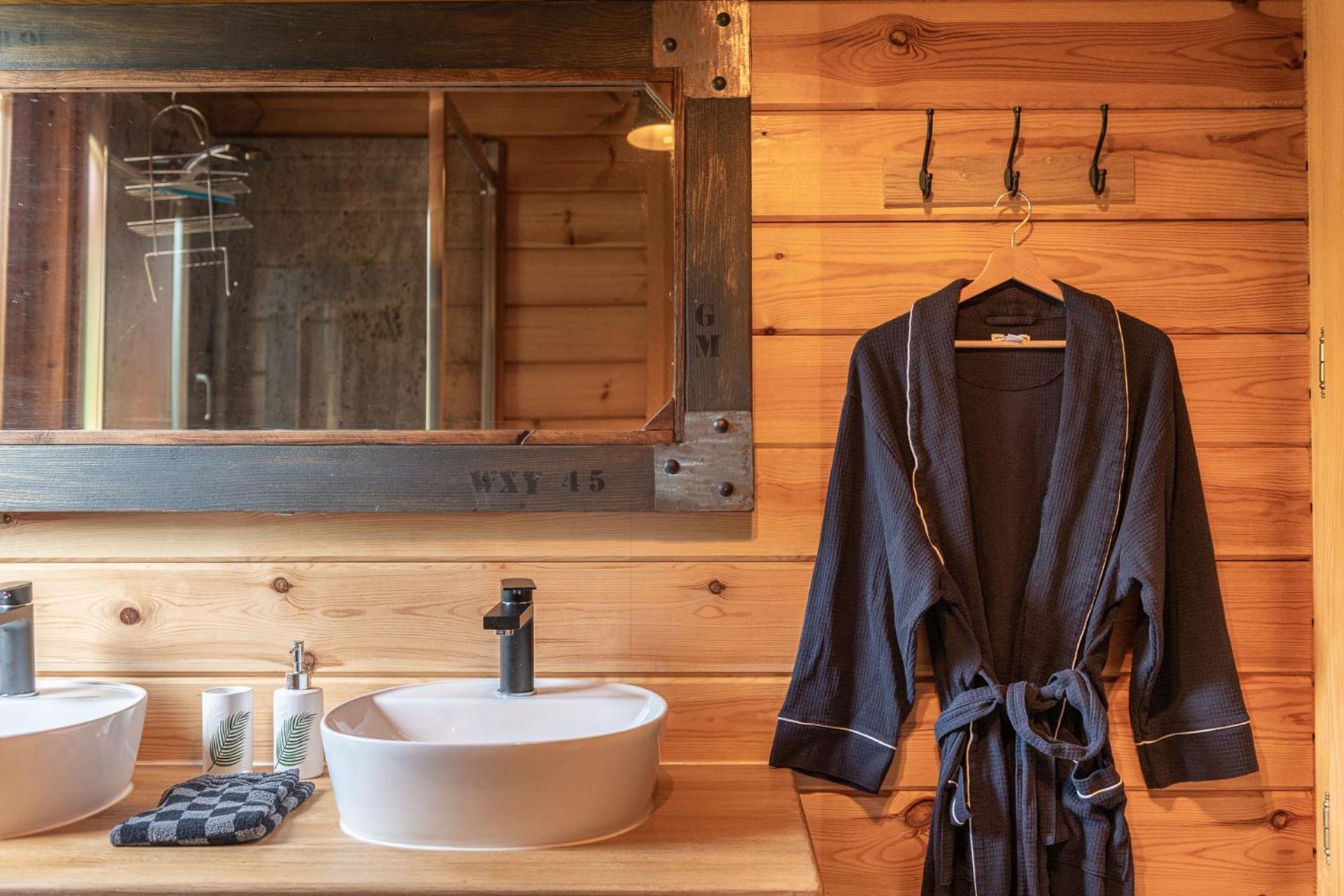 Chalet La Calougeotte, Jardin, Spa Et Sauna Prives Le Ménil Kültér fotó